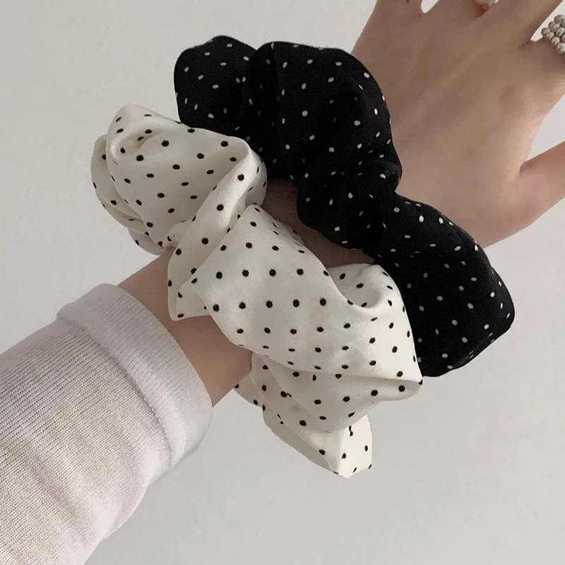 

Korean-Style Simple Black And White Polka Dot Large Hair Tie For Women Versatile Hair Accessory