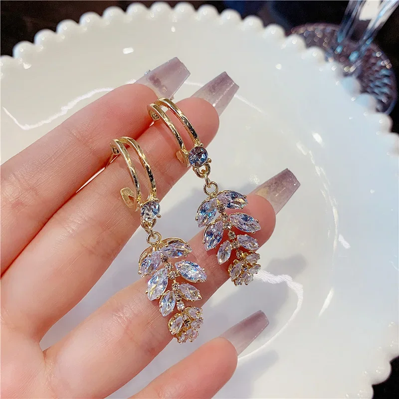 Luxury Gold Color Crystal Leaf Long Tassel Drop Dangle Earrings for Women High Quality Zircon Stud Wedding Jewelry Accessories