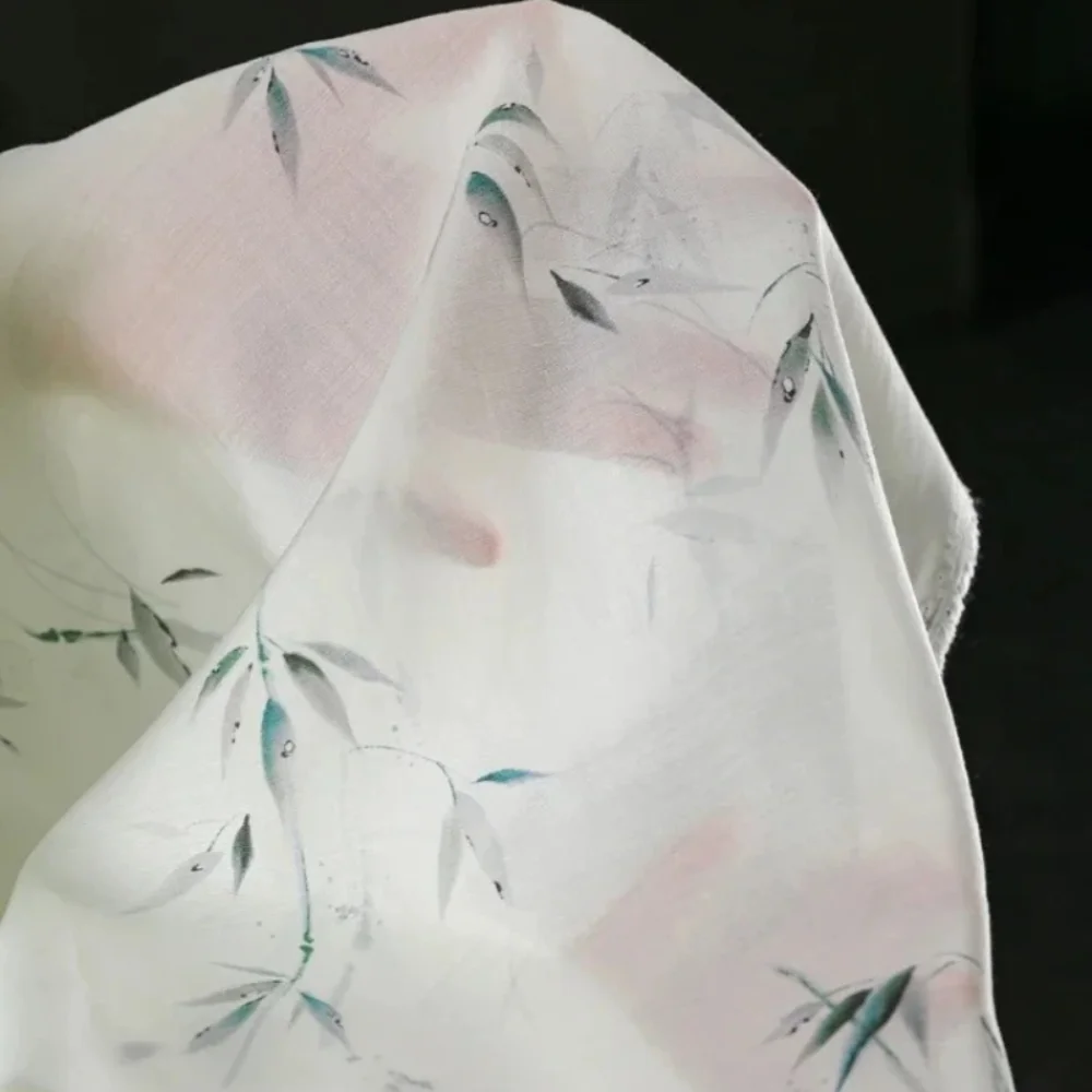 

Шелковая ткань Бамбуковый лист с принтом Платье Рубашка Дизайн одежды Ткань для шитья одежды Оптовая продажа Ткань для метра Материал «сделай сам»