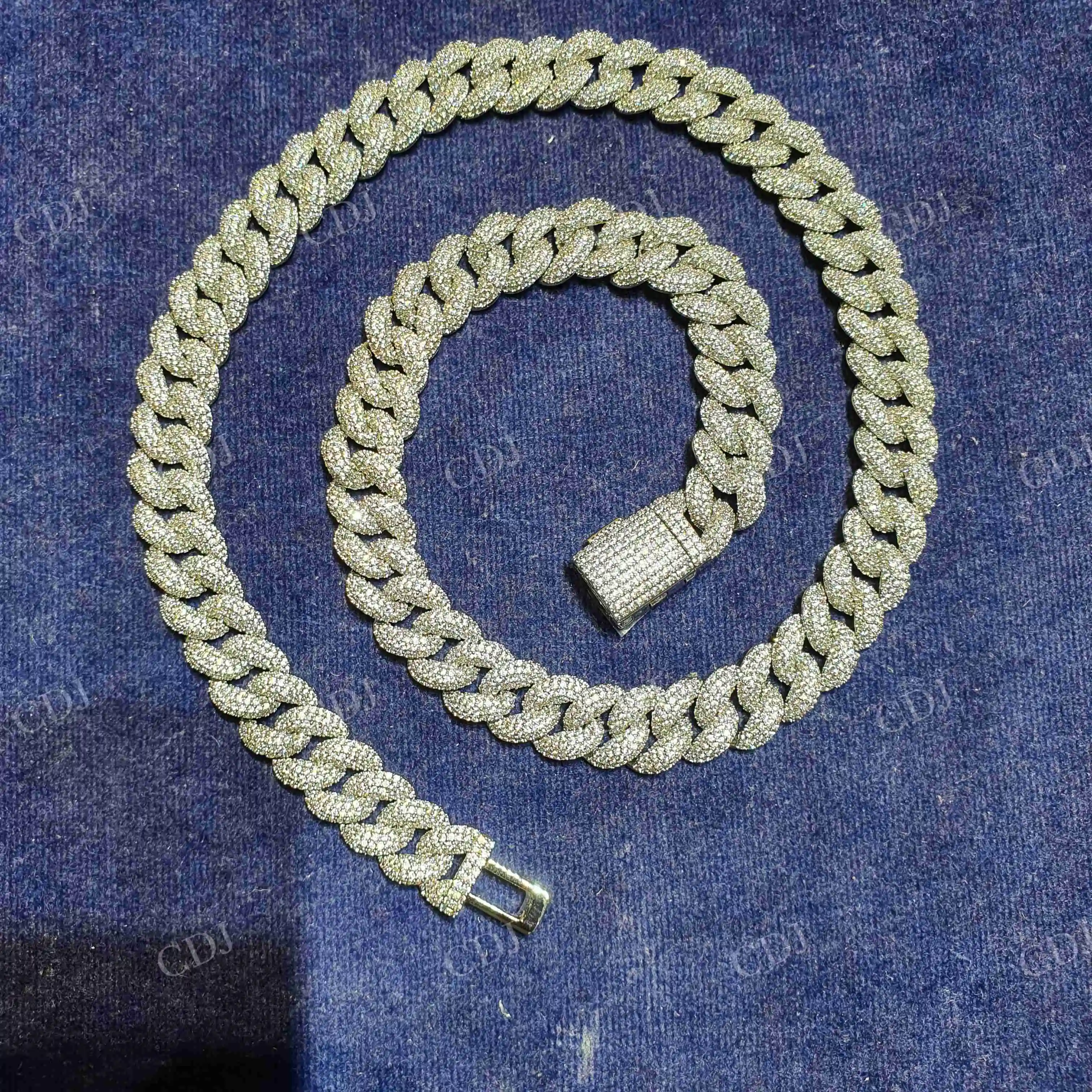 

Хип-хоп Муассанит Кубинская цепочка VVS Diamond Iced out Custom Cuban Link Chain VVS Diamond Iced out Custom Cuban Link Chain для мужчин