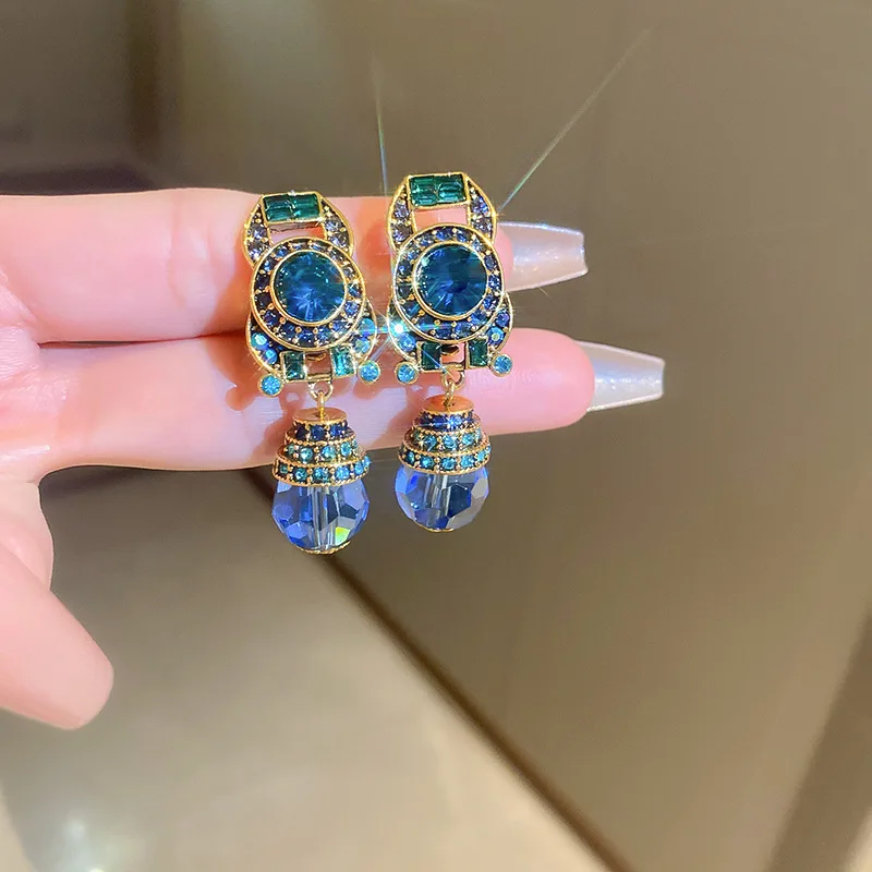 Vintage Blue Water Drop Crystal Clips Earrings for Women Round Rhinestones Ear Clips French Retro Dedicate Party Jewelry Gifts F
