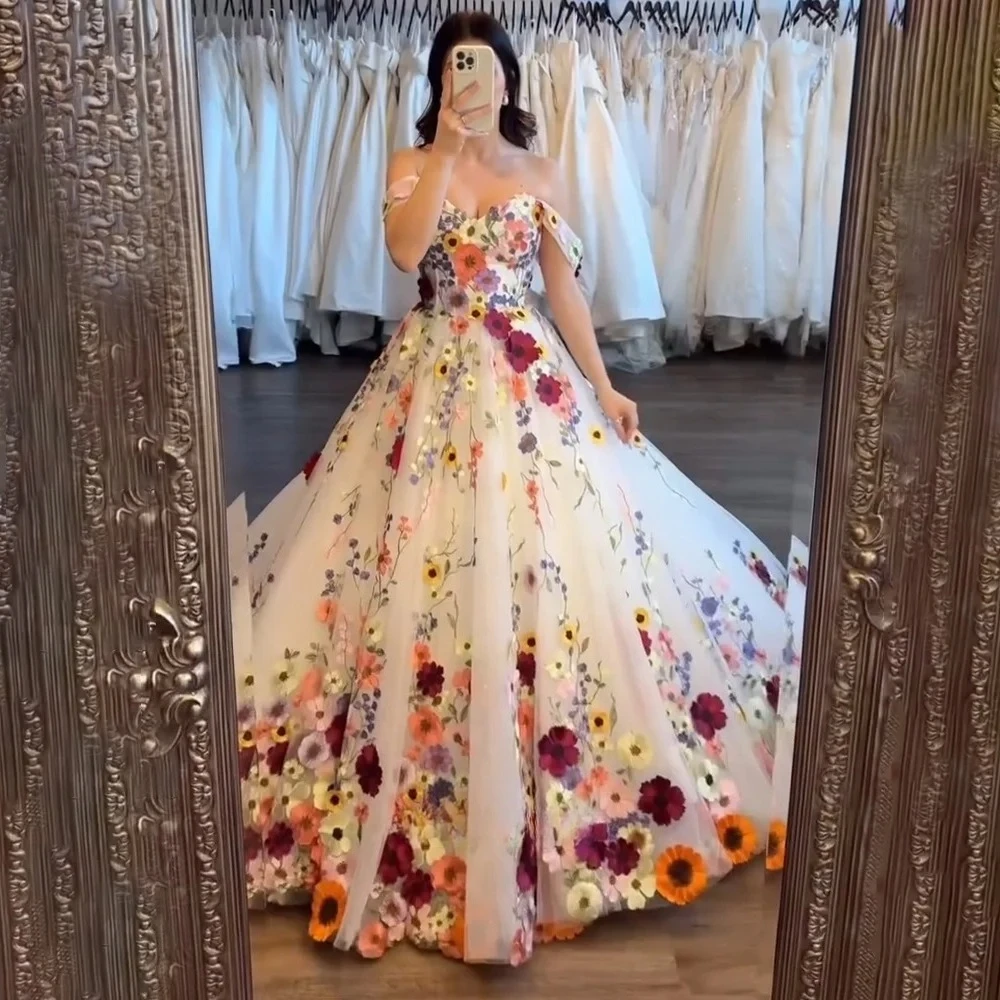 فستان حفلات على شكل حرف a فساتين حفلات مطبوعة بالورود 2026 بدون أكتاف فساتين سهرة على شكل قلب حفل فيستدوس دي فييستا مخصصة #1