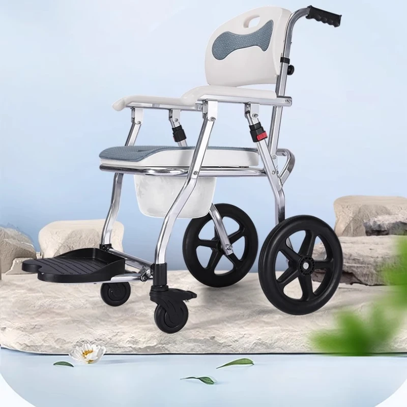 

Wheeled toilet chair for the elderly Bathing chair for home use