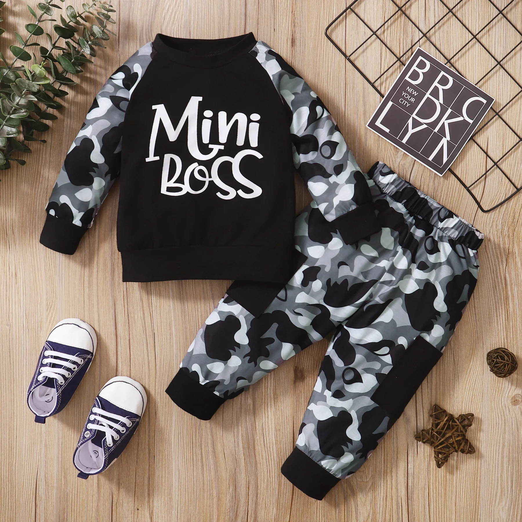 1-4 Years Kids Boy 2PCS Clothing Set Long Sleeves Letter Print   Camouflage Sweater Suit Toddler Autumn and Winter Sports Outfit