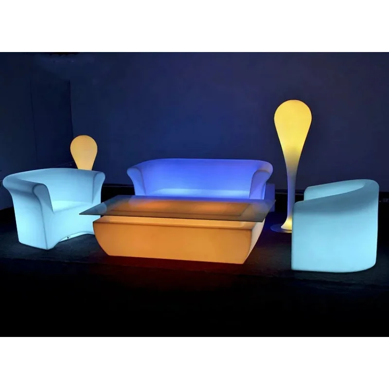 custom.Bar Furniture Sets Lighted Led Cocktail Table Design Re-chargeable Plastic Modern PE Commercial Furniture Wireless Remote