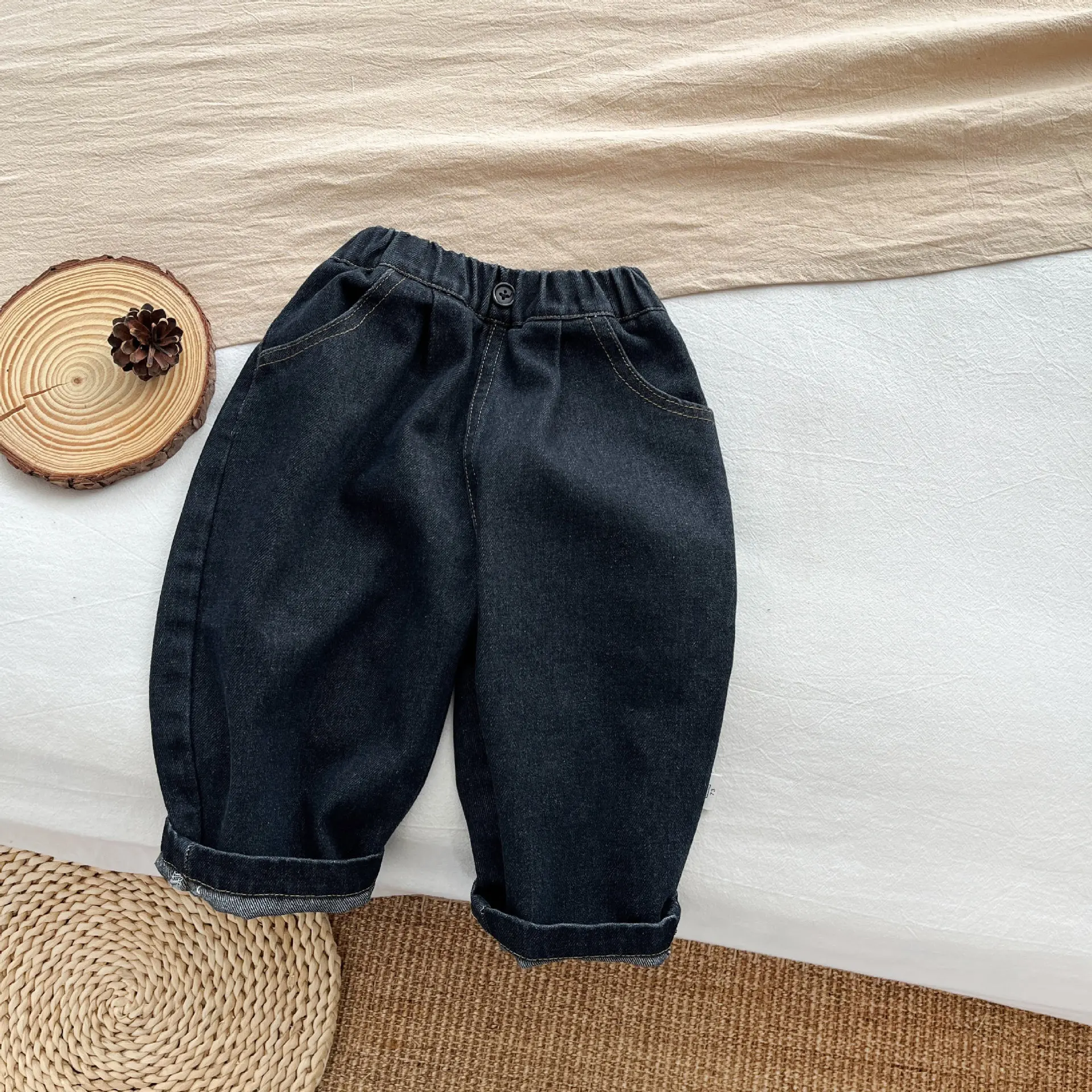 Boys Solid Straight Pants 2024 Autumn New Baby Girl Vintage Denim Trousers Cotton Toddler Versatile Loose Jeans Infant Clothes