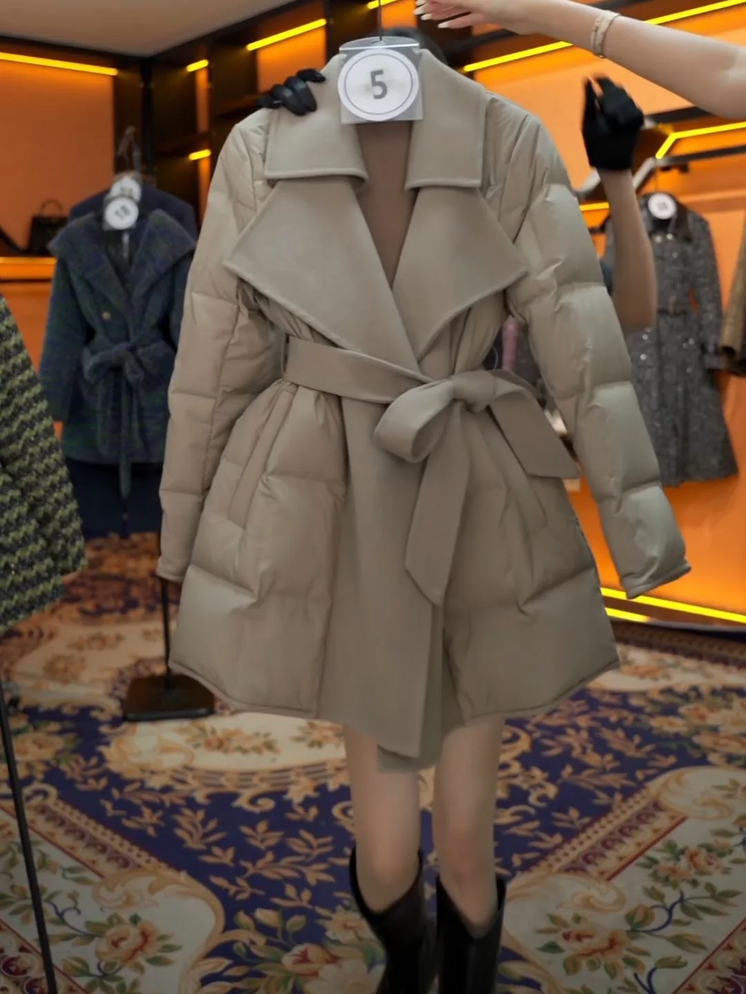 

Ele Slimming Cotton Jaet Autumn Winter Faionable Splicing Waist-Cinching Belted Commuter Sle Long Sve Coat