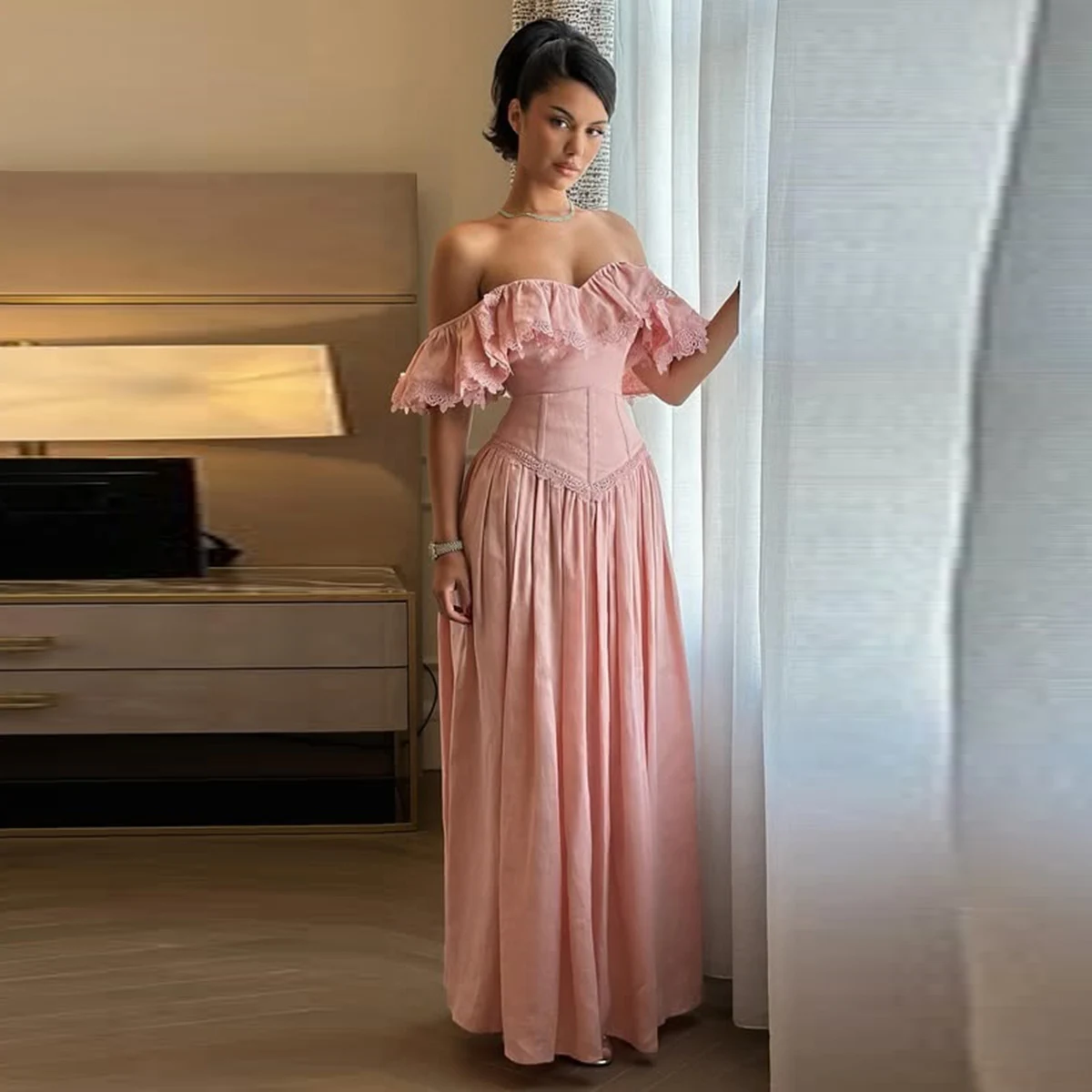 

Розовое кружевное платье для выпускного вечера с открытыми плечами, атласное вечернее платье длиной до пола, женское вечернее платье Robe De Soiree