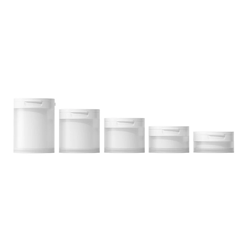 50pcs Refillable Frosted Plastic Empty Makeup Jar Pot With Spoon flip Lid Travel Face Cream/lotion/cosmetic Container