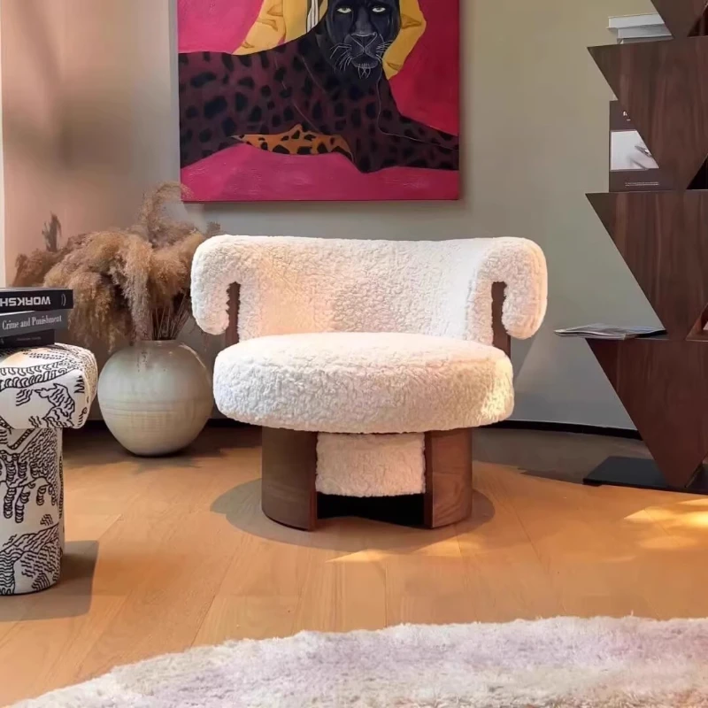 

Nordic light luxury modern designer Internet celebrity apartment villa hotel Italian modern simple fabric personalized sofa chai