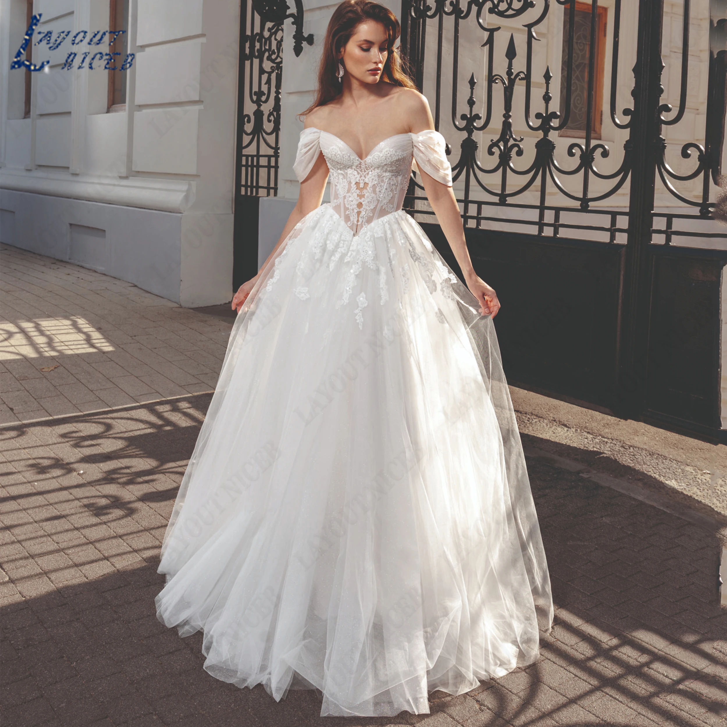 LAYOUT NICEB Customized Sweetheart Tulle Wedding Dresses Off The Shoulder Romantic Bridal Gown Lace Applique Bride Gowns