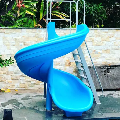 Slides Rainbow Slides High-speed Slides Little Harrah Slides Multifunctional Slides Playing in Water