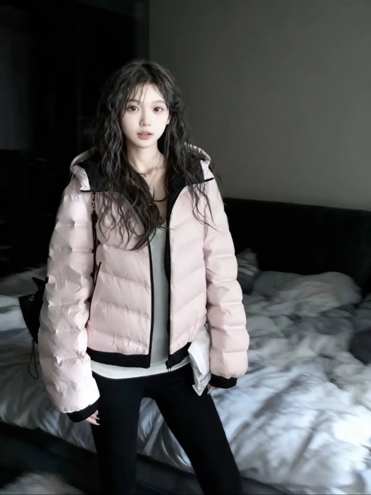 

Розовая утепленная хлопковая куртка-пуховик в корейском стиле для женщин, теплая, с капюшоном, с дизайном в виде реберной стежки, зимняя новинка, верхняя одежда