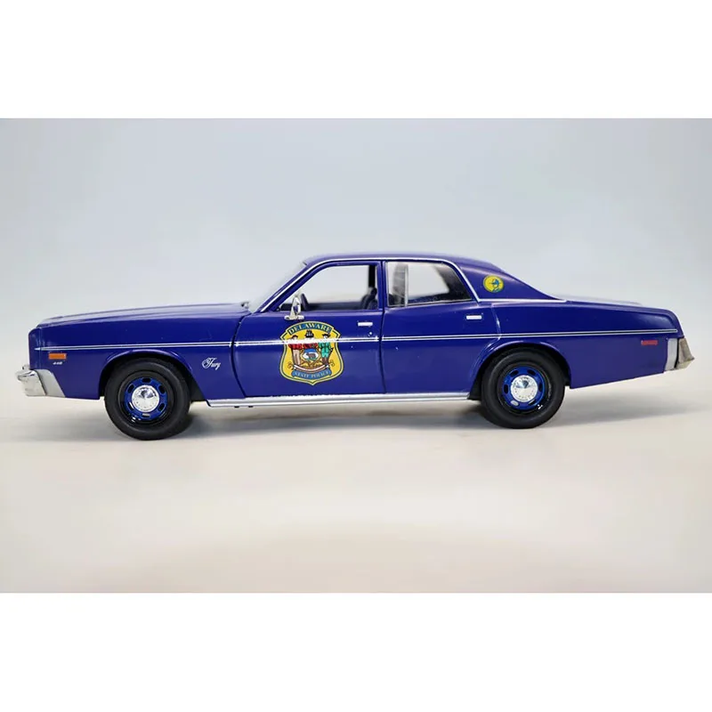 

Модель автомобиля Green Light 1:24 1978 Plymouth Fury из сплава, статическая коллекционная модель, декоративная игрушка, сувенир, подарок