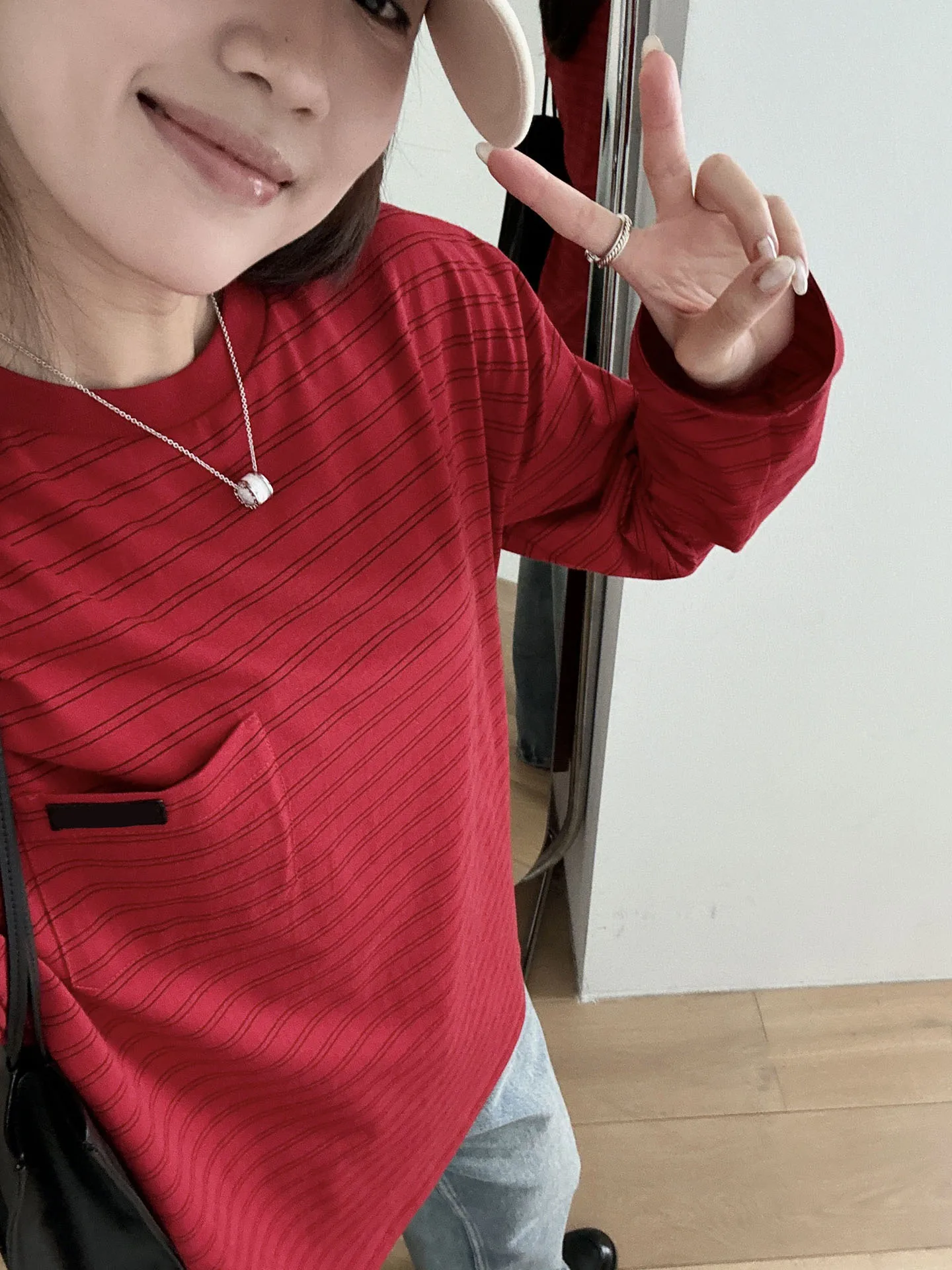 

Classic Fi Buy Buy Women's Striped Long Sve Cotton Casual Loose Fit round Ne T-irt Faionable Red And White Stripes