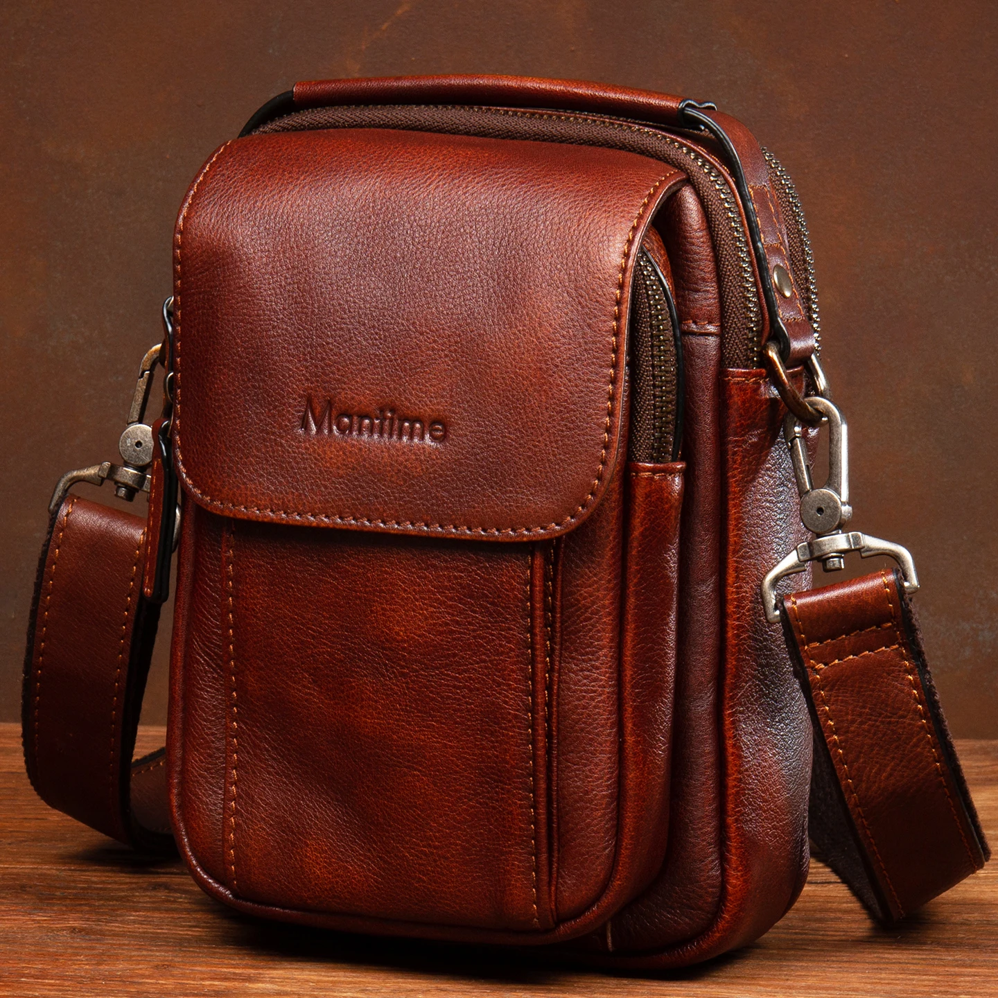Vertical Men's Crossbody Bag Made of Retro Hand-Rubbed Top-Grain Leather, Casual Genuine Leather Shoulder Bag for Mobile Phones