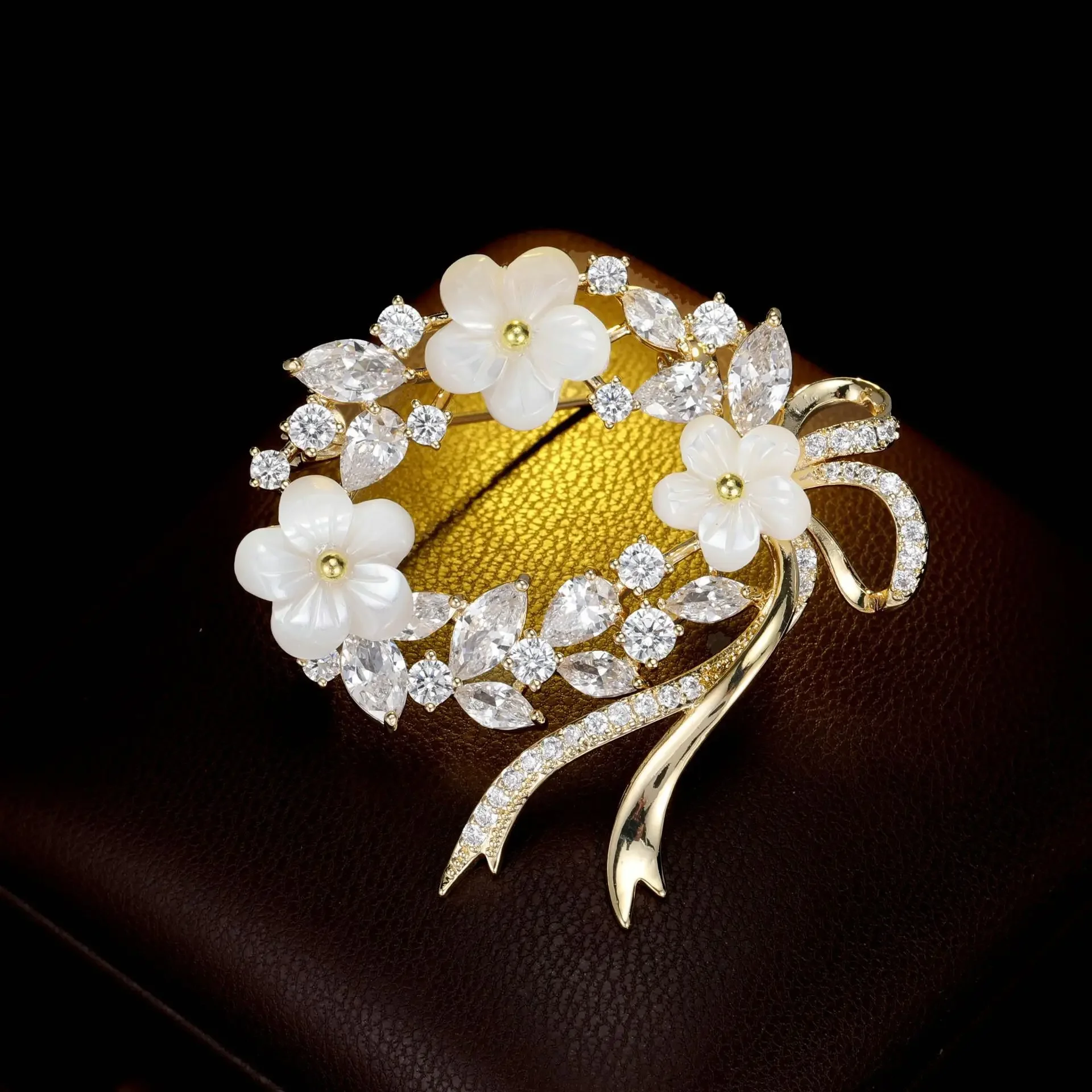 زهرة، فيونكة، إكليل، بروش، بدلة راقية ورائعة، معطف وإكسسوارات 2025 جديد