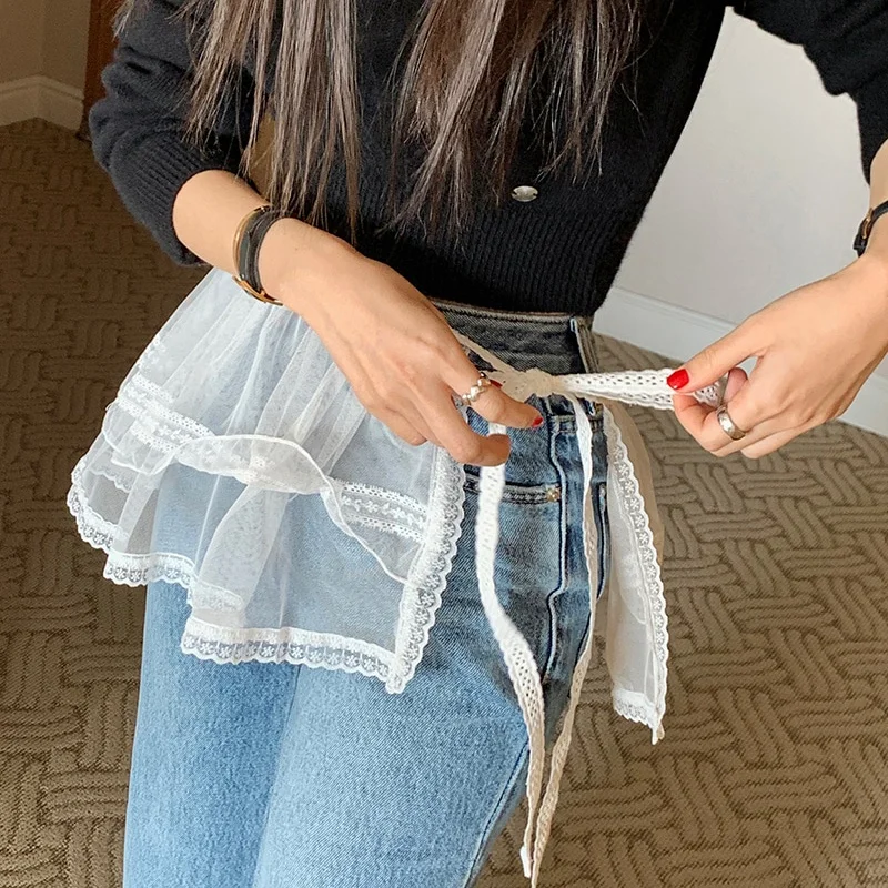 Minifalda con lazo lateral y ribete de encaje de cintura alta versátil de estilo coreano - Corte en A con dobladillo en capas