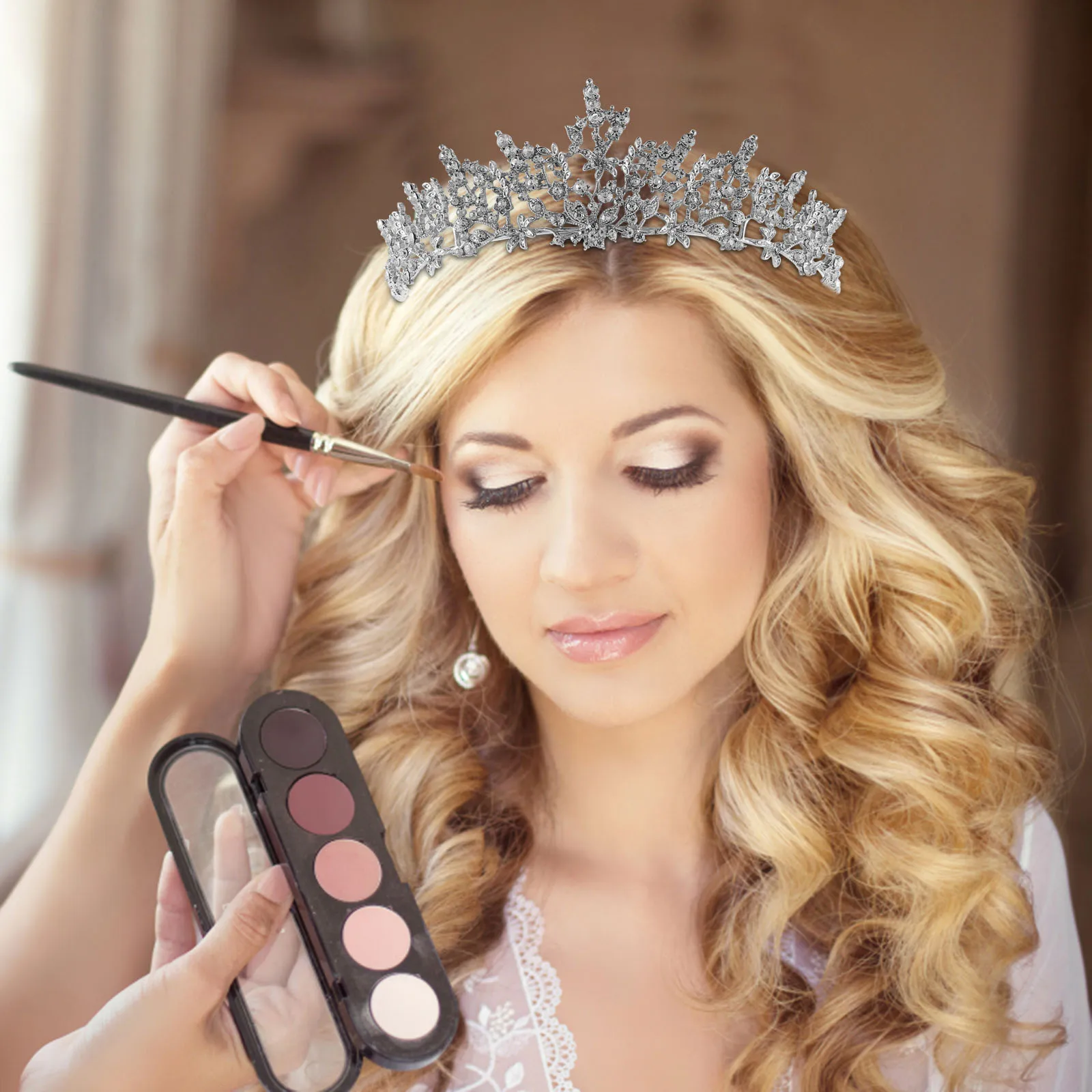 

Rhinestone Crown for Women Bride Wedding Bridal Party Performance Decoration Gold Size Fits Most Metal Hardness