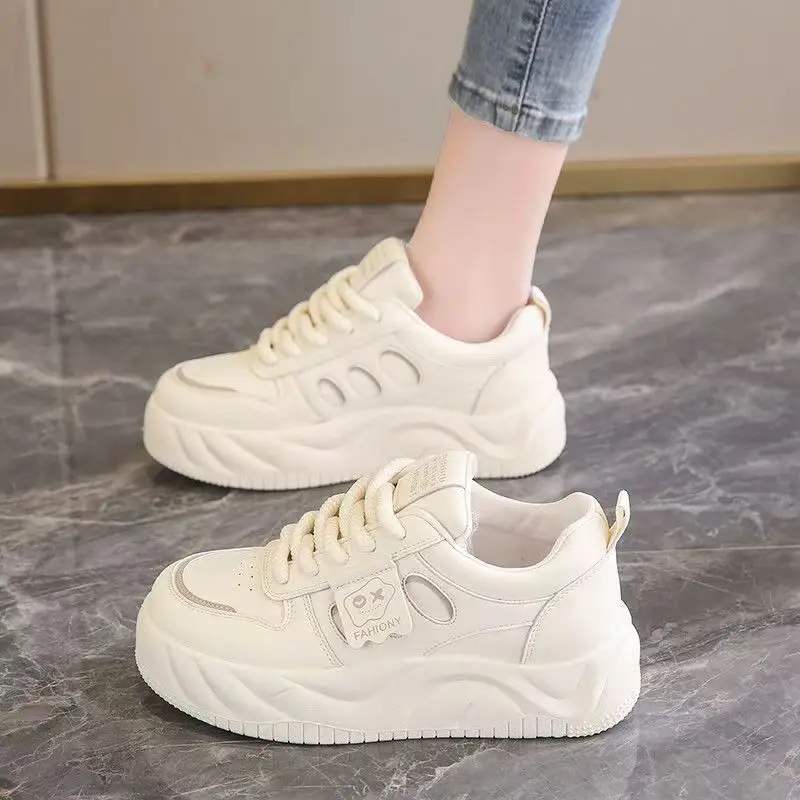 Women's Sporty Casual Bread Shoe Fall Trend Versatile Low Top  Boot Short Tube Heightening Dad Trendy Shoe