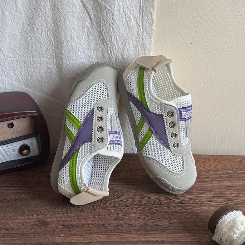 

2026 Spring Summer Kids Sneakers Minimalist Mesh Breathable Sports Shoes for Girls and Boys Non-slip Casual Walking Shoes