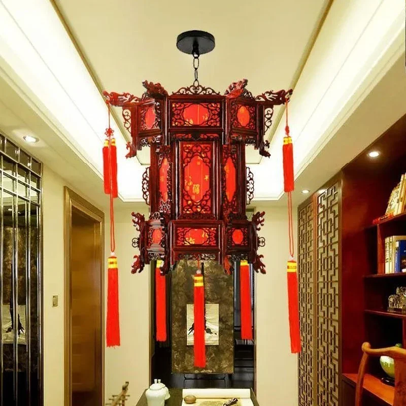 Chinese Style Hexagonal Palace Lantern Wooden Antique Outdoor Lantern Red Retro Luxury Balcony Lanterns Courtyard Decor Festival