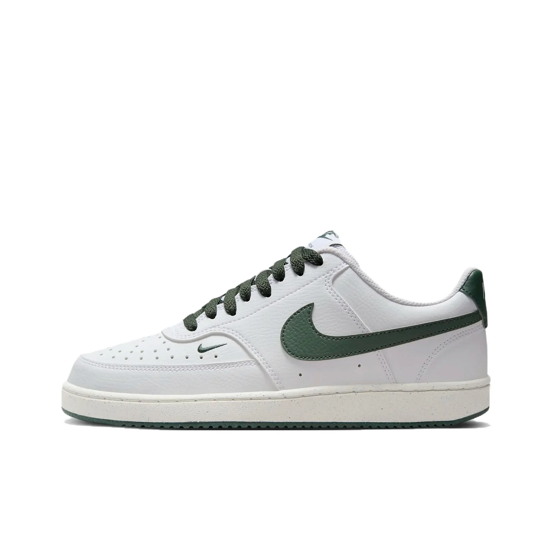Nike Court Vision Low, Estilo Clásico, Versátiles, Transpirables, Zapatillas de Skateboard de Caña Baja para Mujer, Blanco y Verde FV9952-101
