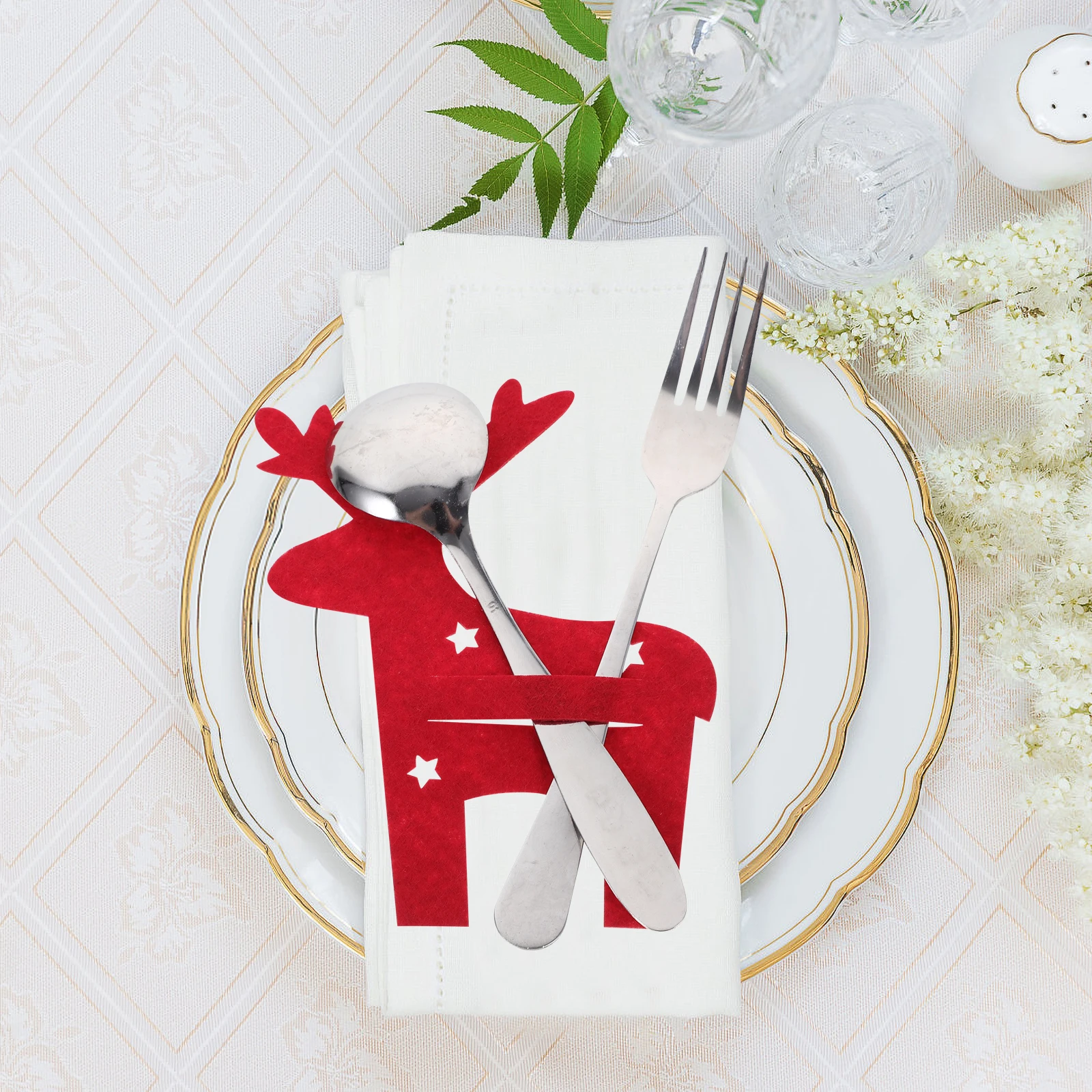 

4 Pcs Decorative Elk Cutlery Bag Silverware Holder for Party Tableware Utensil Banquet