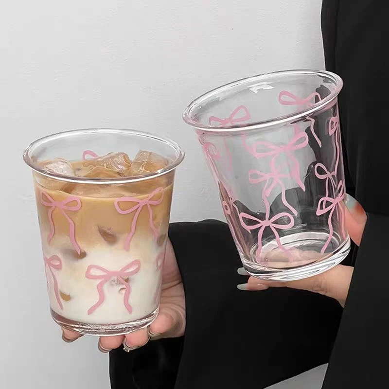 Cute Bow Striped Glass Mug Lovely Doodle Water Cup Suitable for Coffee Tea Lemonade Girls Daily Drinking Gift Supplies