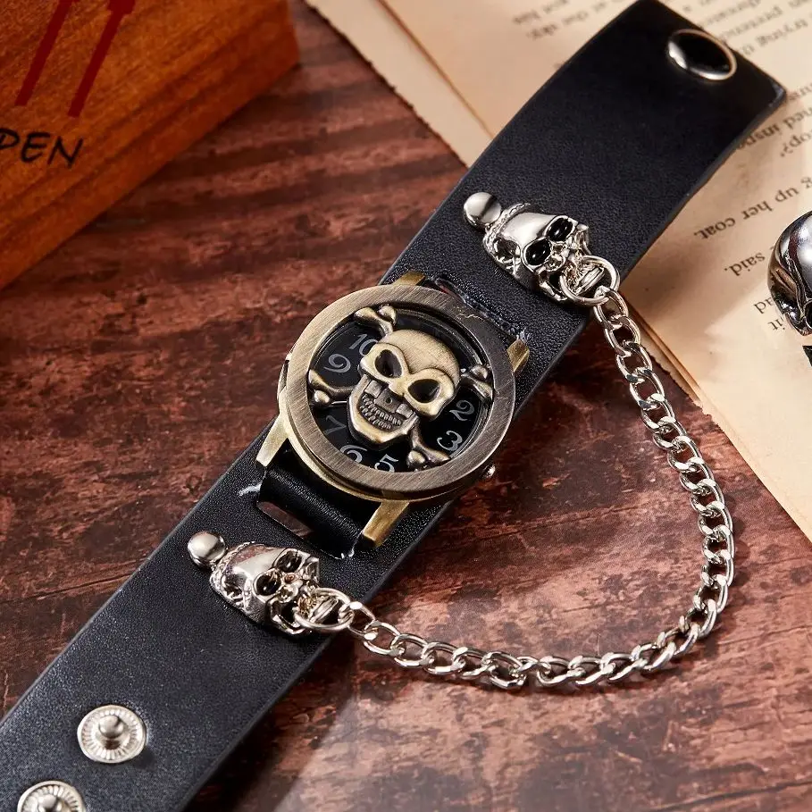 Anime Skull Round Pointer Quartz Watch Grunge Punk Gothic Halloween Cosplay Analog PU Leather Bracelet Watch For Women Men