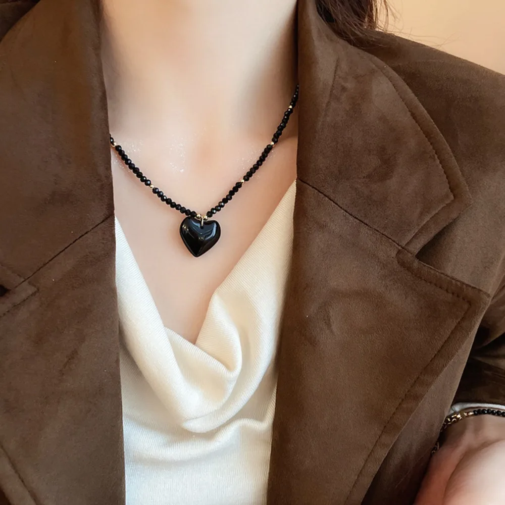 Romantic Heart Pendant Necklace Drawstring Irregular Fashion Choker Heart Pendant Aesthetic Crystal Heart Bracelet Lady