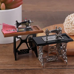 1:12 Dollhouse Miniature Furniture Retro Sewing Machine Knitting Tools Model Doll House Decor Simulation Furniture Model