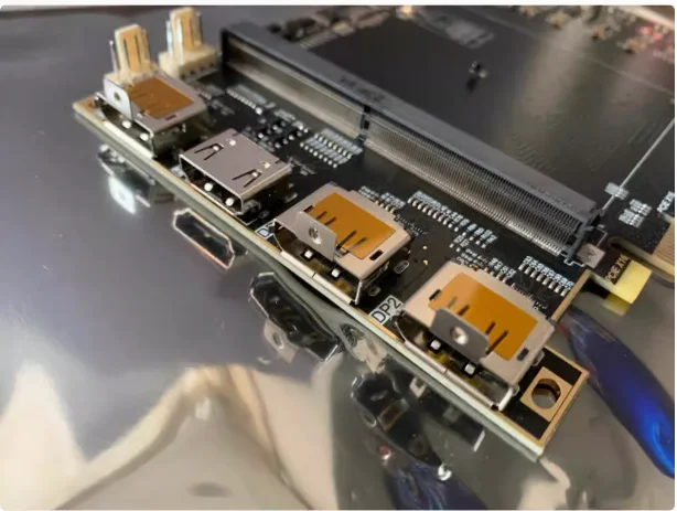 Picture 5: For MXM interface to PCIE interface Board conversion Laptop graphics card to desktop computer External video card dock