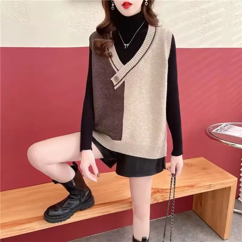 Luźna kamizelka bez rękawów z dekoltem w serek, dzianinowa, w bloki kolorystyczne, damska, nowa kolekcja wiosna-jesień 2025, koreański styl, modny, casualowy sweter.