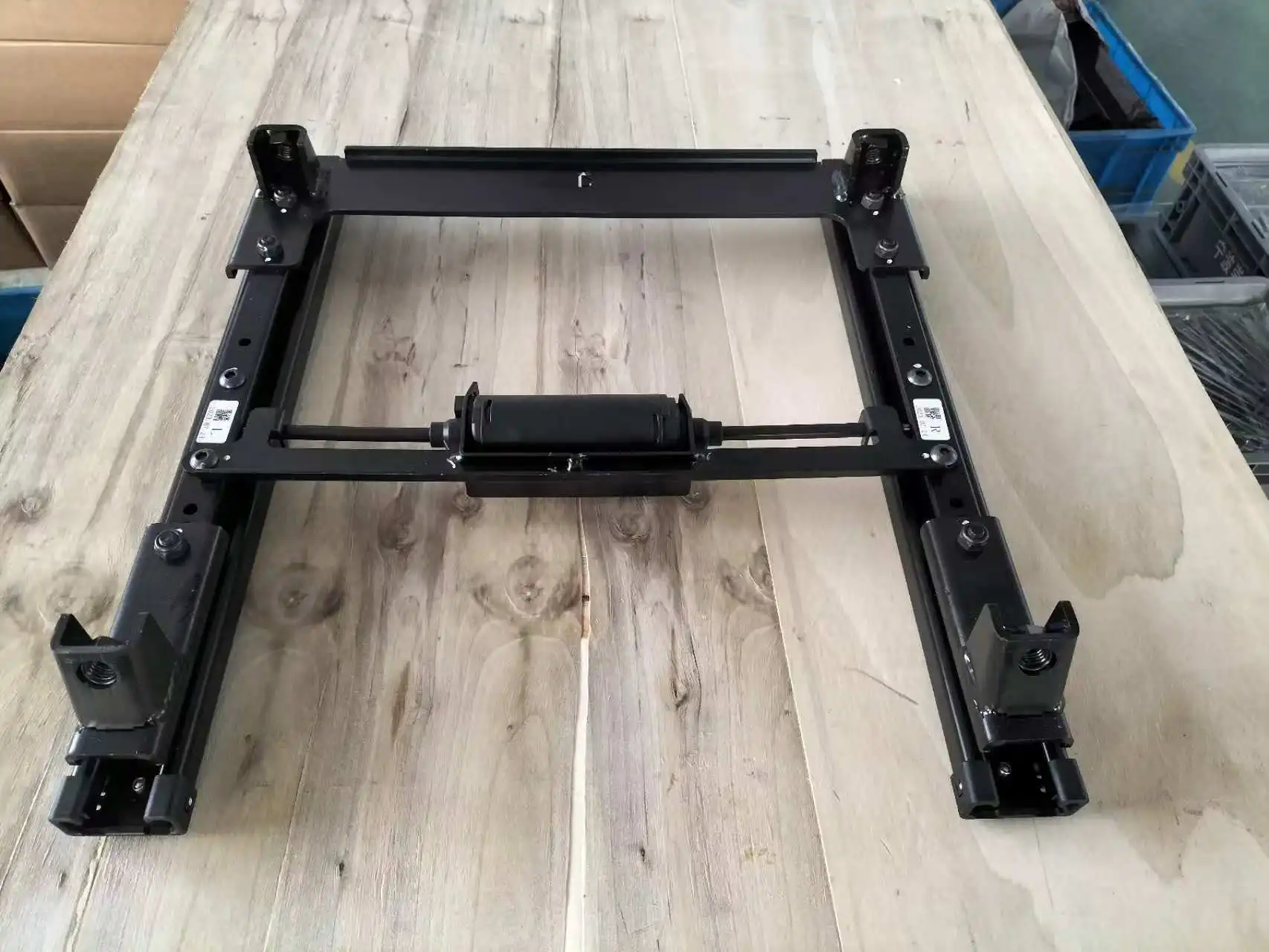 2025Factory Supply Car Seat Slider Rails Auto Seat Modifications for DENZA D 9