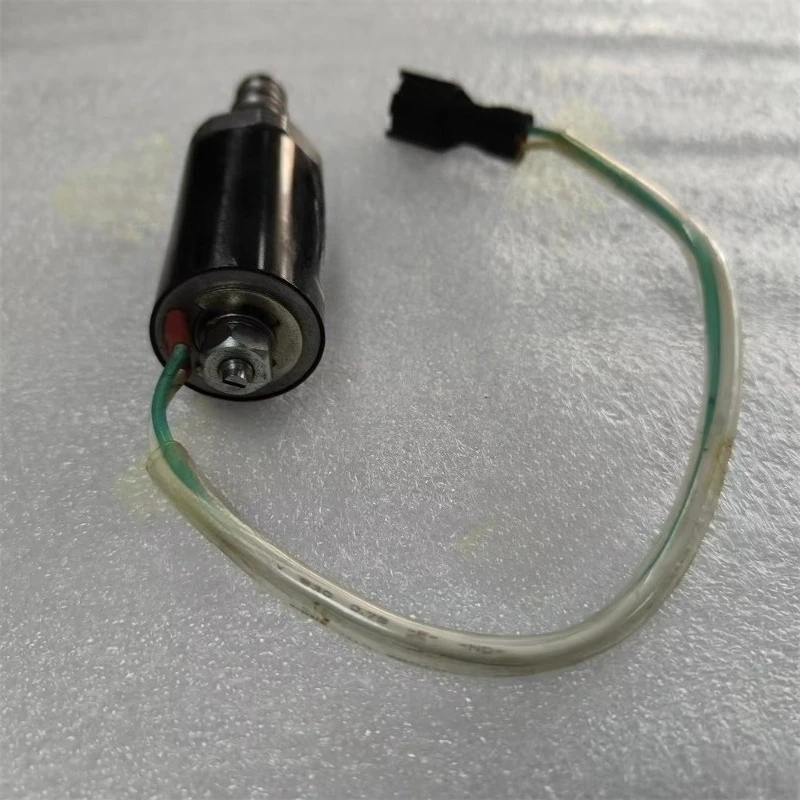 

EXCAVATOR SPARE PARTS HYDRAULIC PUMP SOLENOID KDRDE5K-20/ 40C04-109 SOLENOID VALVE SKX5P-17-209 for EC210 EC140