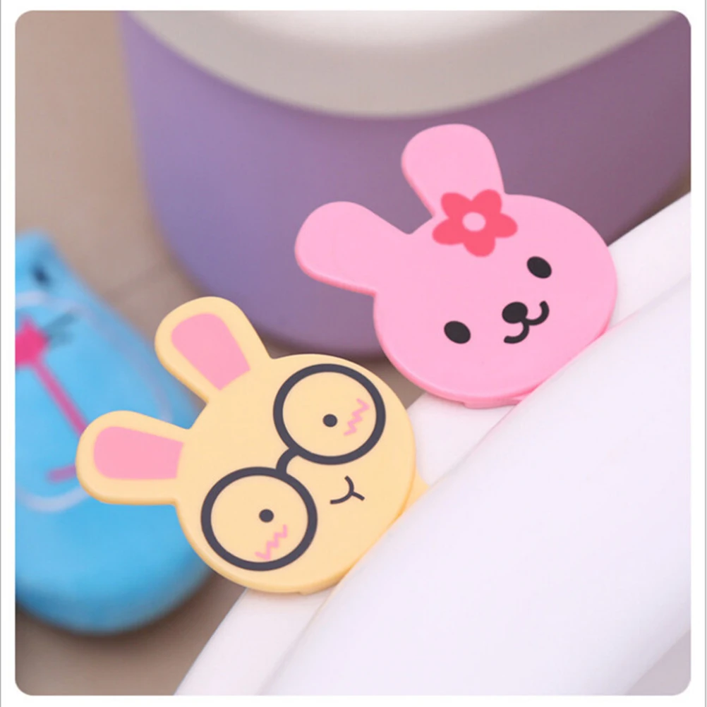 

4pcs Toilet Seat Lifter Pink Portable Elderly Friendly Sanitary Family Animal Design Colorful Cartoon Handle Germ Free Easy