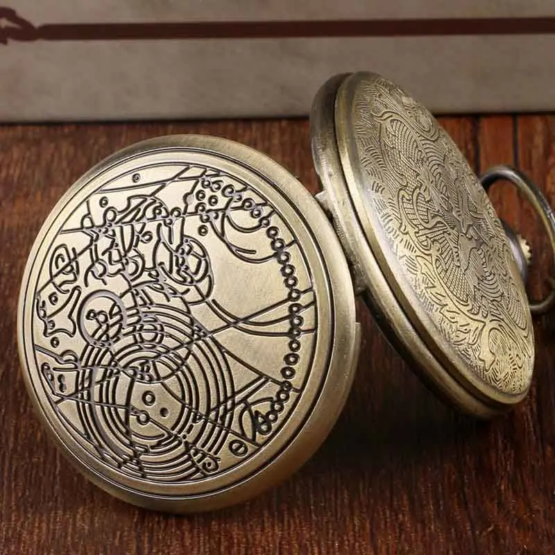 

Pocket Watch Bronze Vintage Carving pattern With Keychain Steampunk Pocket Watch Men Retro Watch On Chain