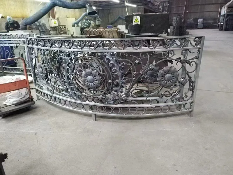 Luxury Wrought Iron Balcony Railing China Metal Outdoor Wrought Iron Stair Railing