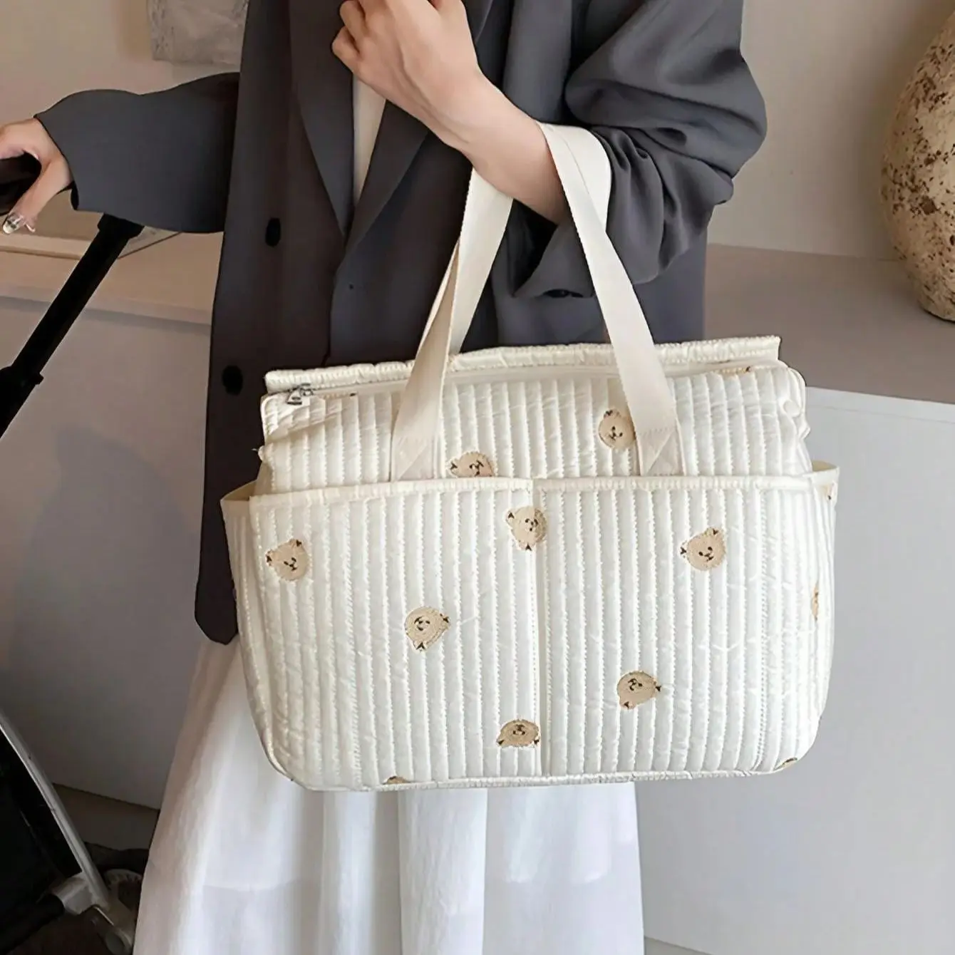 New High-capacity Mummy Bag Embroidered Bear Mother and Baby Handbag Baby Bottle Diaper Portable Baby Stroller Bag
