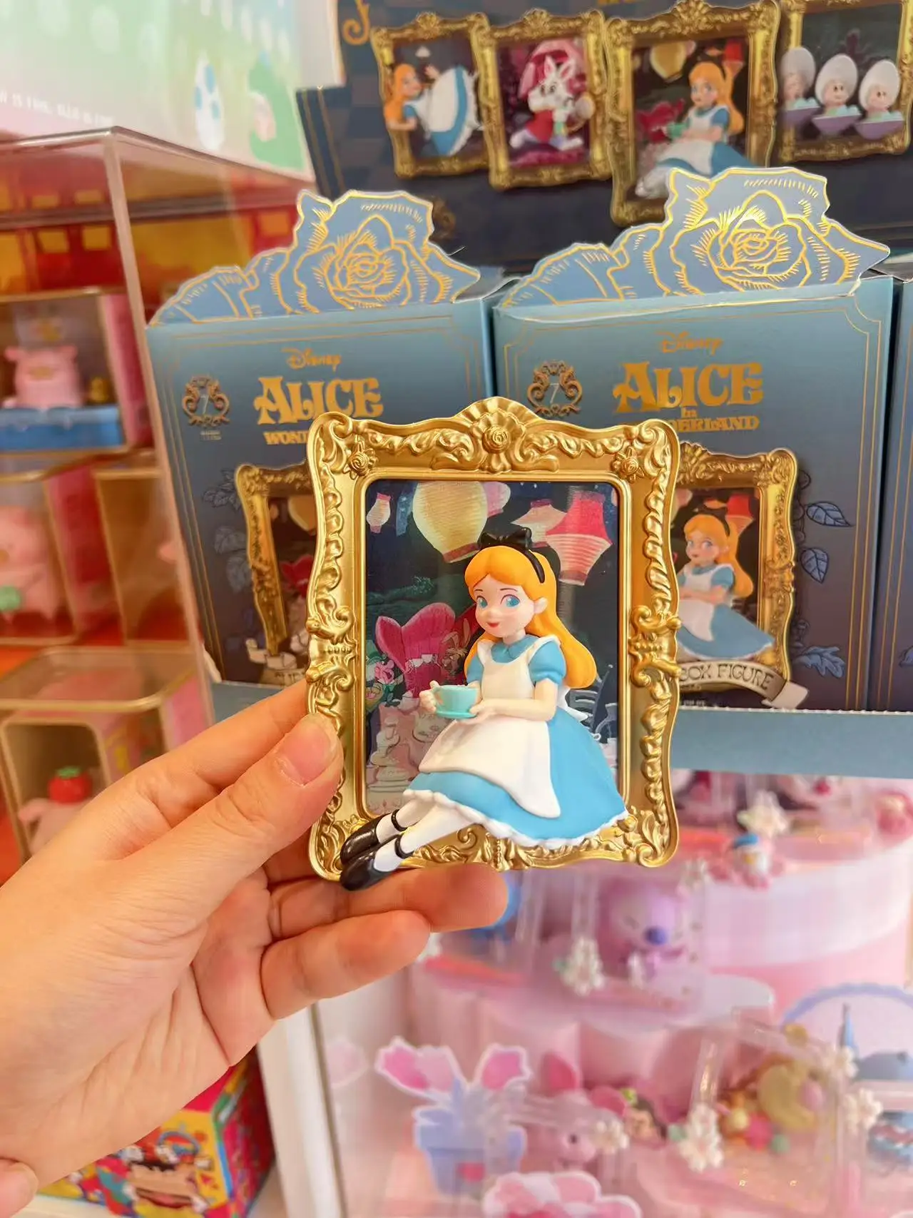 مجموعة ألوان مغناطيسية ثلاثية الأبعاد من Alice In Wonderland Art Gallery، ديكور رف قابل للجمع للمعجبين والفنانين