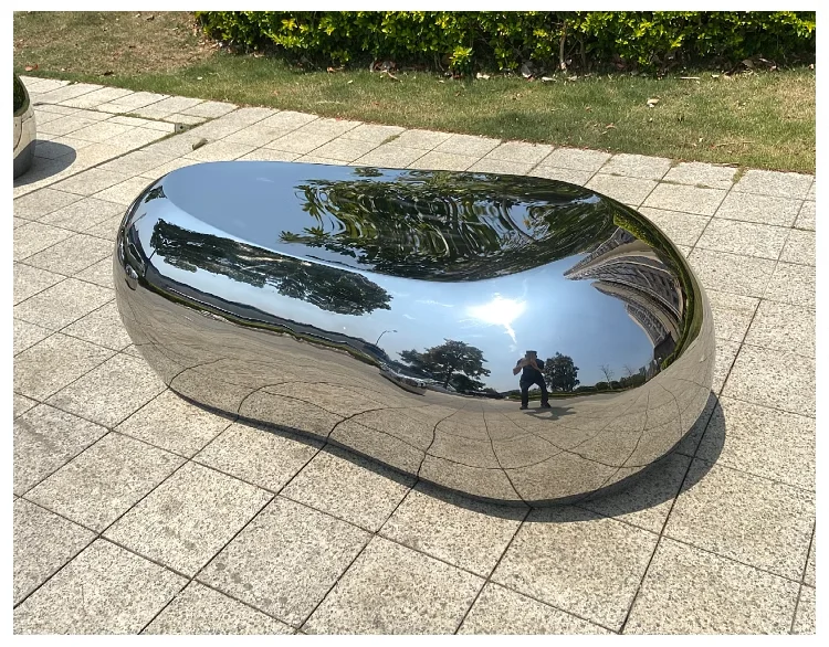 Hotel shopping mall stainless steel stone sculpture mirror metal seat pebble ornament