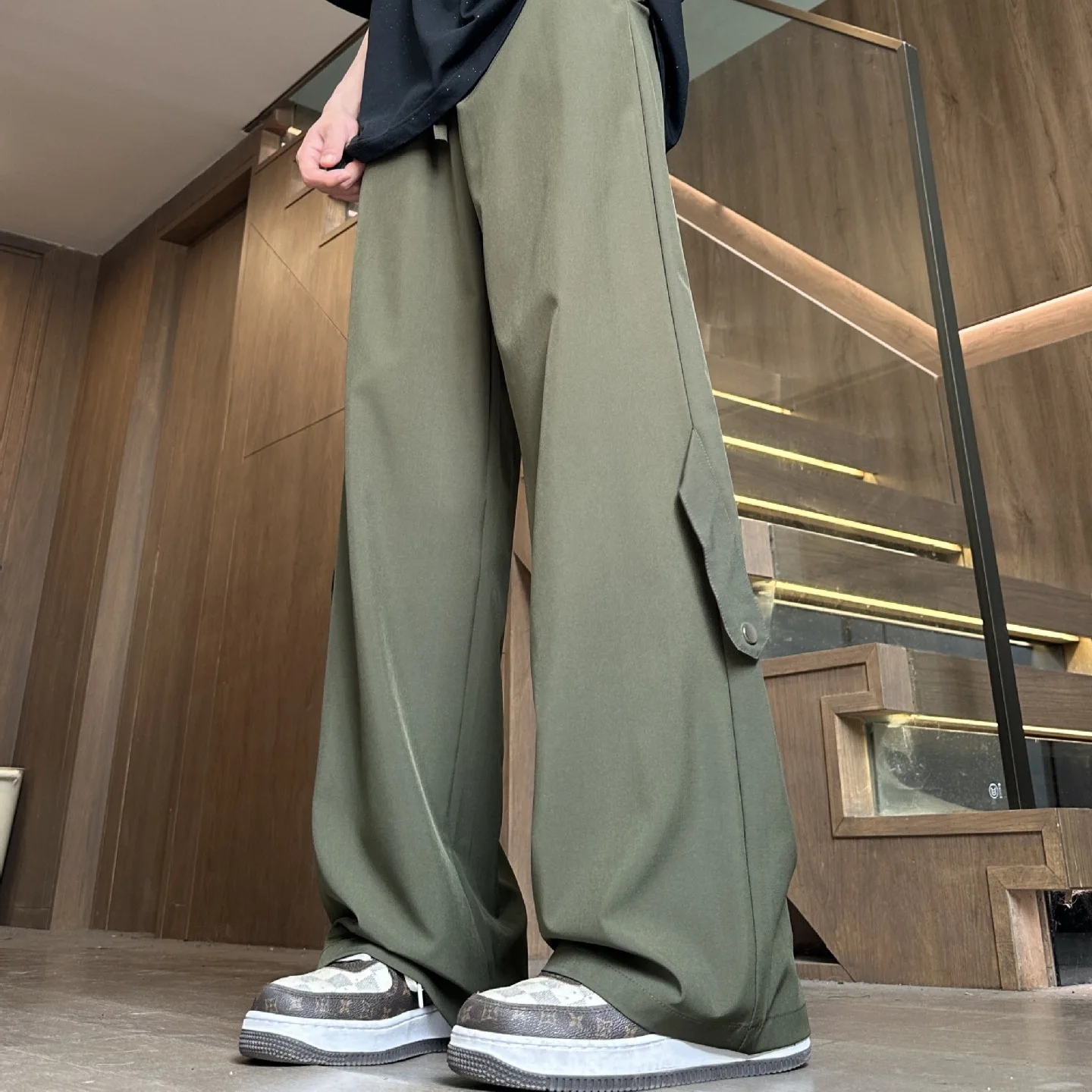 2025 الصيف الرجال السراويل سريعة الجافة رقيقة وتنفس مستقيم الساق بناطيل كاجوال للجنسين فضفاضة تناسب كول اللمس موضة ركض