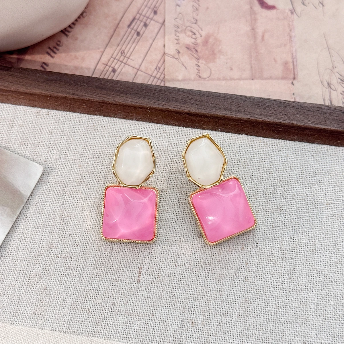 Women's Irregular Square Zirconia Oval Earrings, High-End Feel