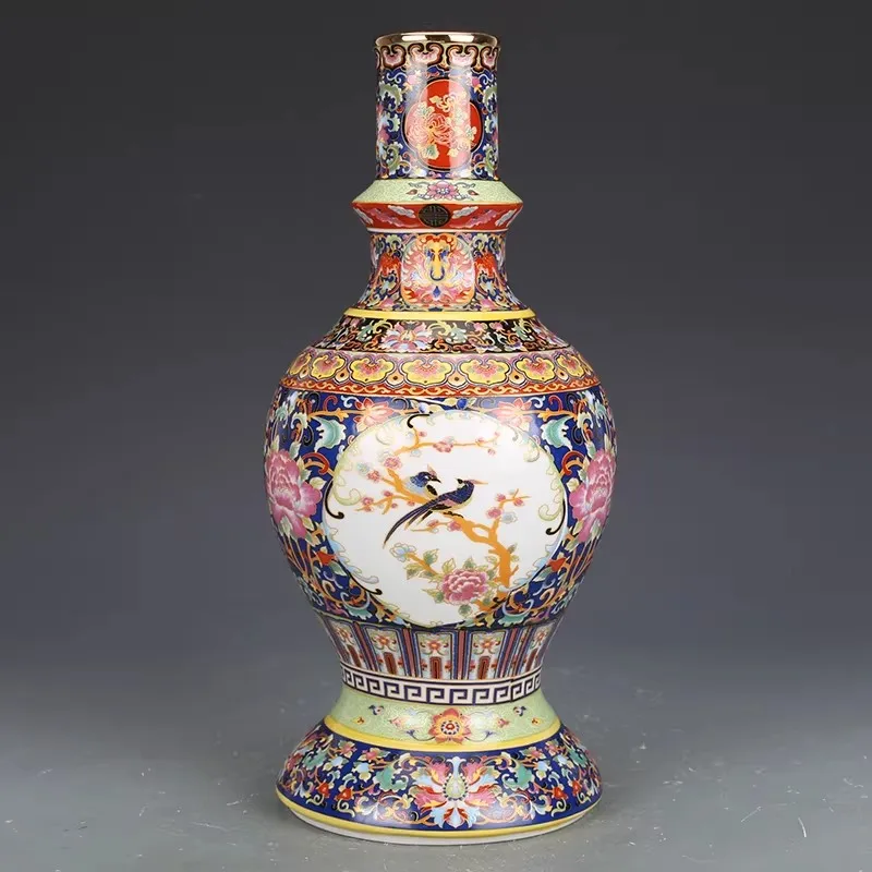 Old Chinese porcelain pastel Qianlong Imperial Kiln Vase Porcelain Living Room Ornament Ceramic Vase Enamel Color