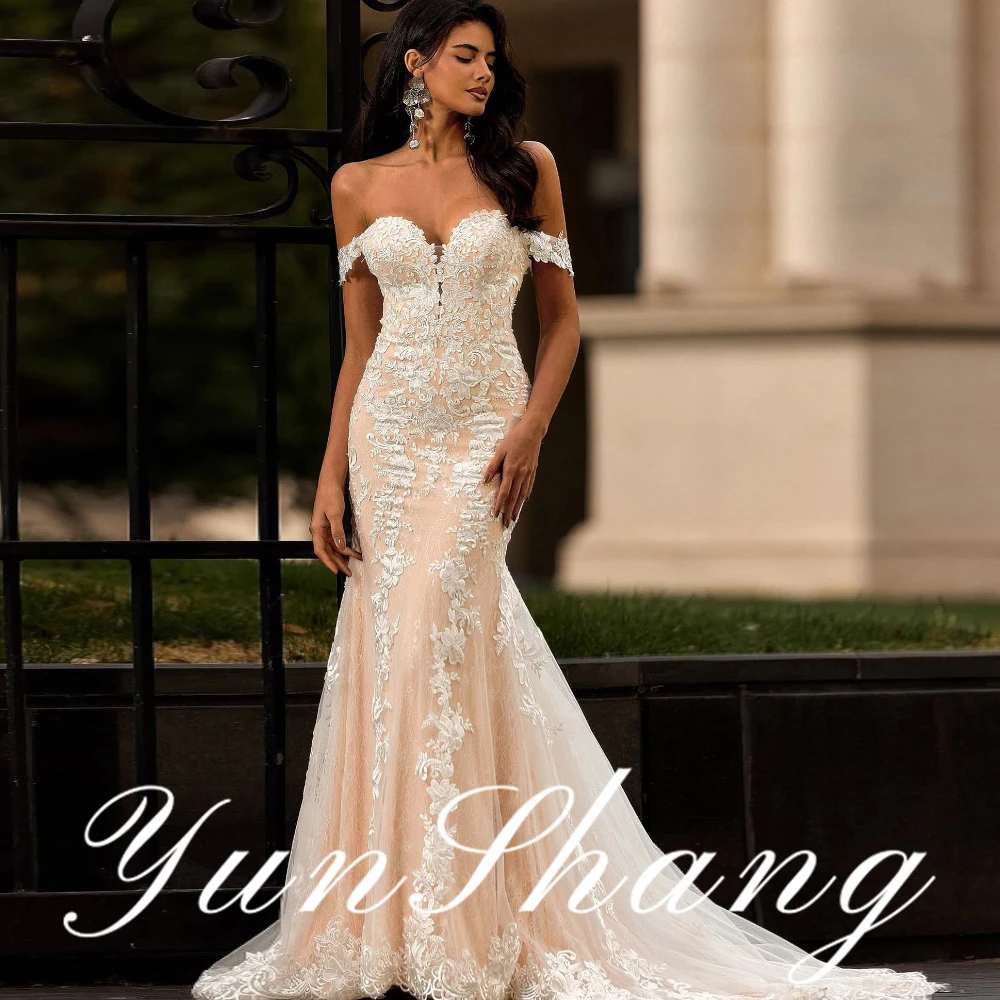 

YunShang Customized Strapless Corset Layered Tulle Petal Ball Gown Wedding Dress Long Train Elegant Glamorous Bridal Gown