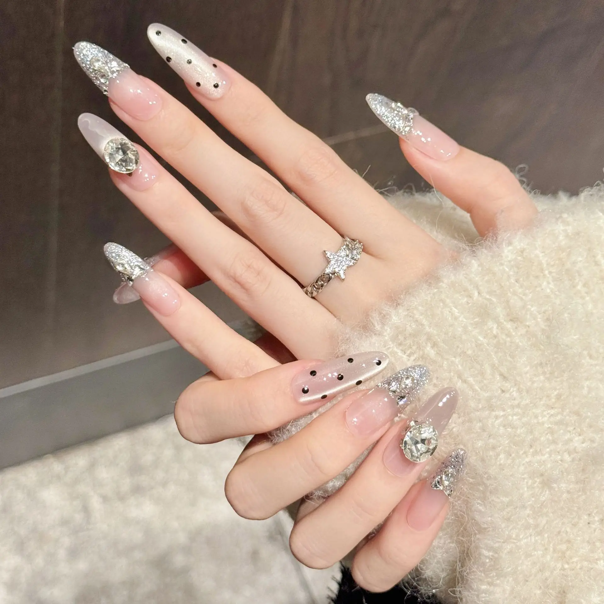 10pcs Handmade Medium Oval Press On Nails French Nude Pink Cat Eye Rhinestone Polka Dot Design Fake Nails Wearable Nails Art Tip