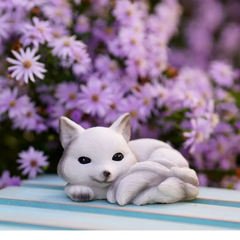 White Lying Position Nine-Tailed Fox Succulent Planter Pot Plant Decoration Micro-Landscaping Outdoor Garden Aquascape Ornaments