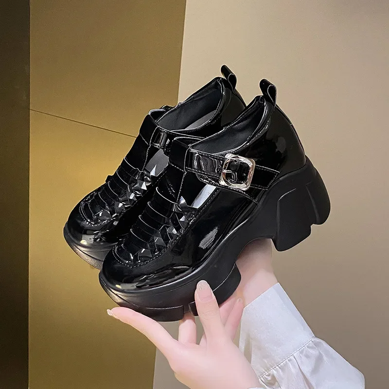 Women Patent Leather Chunky Sneakers Breathable Chain High Heels British Style Platform Casual Shoes Woman 7cm