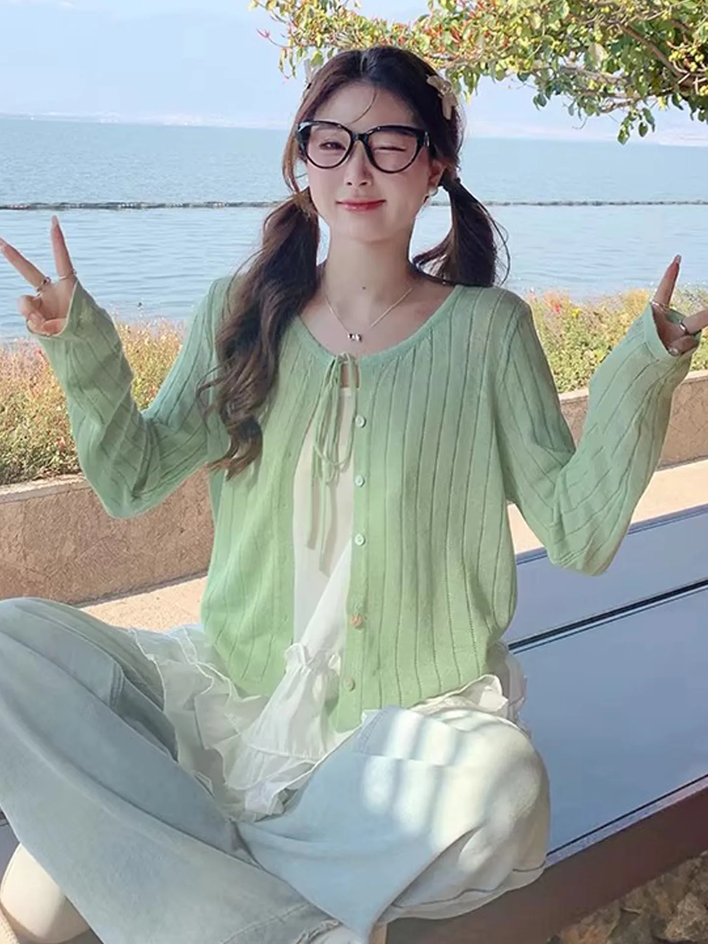 

Зеленый вязаный кардиган из ледяного шелка с поясом, женский, на раннюю весну, тонкий, стильный, верхняя одежда в корейском стиле, для повседневной носки